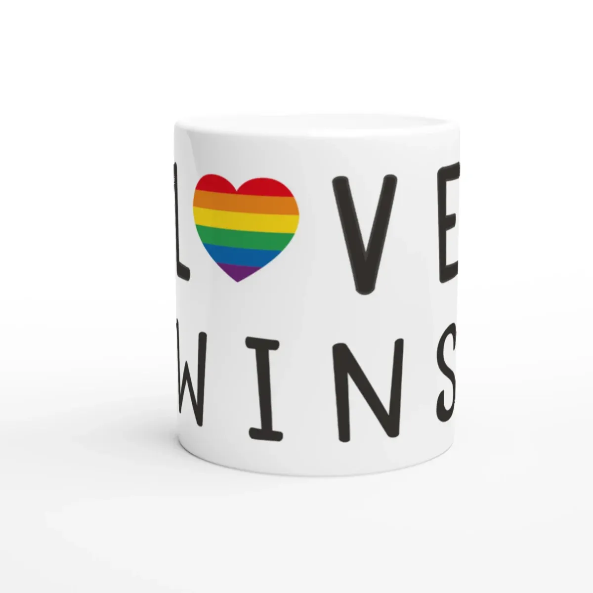 Taza Love Wins
